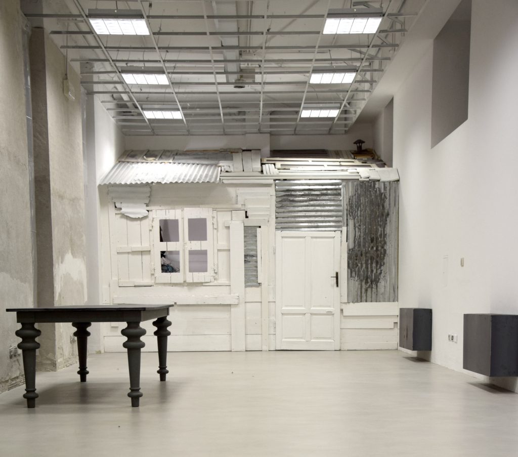 State Of - Aretè Showroom , Interno, 2019 – Installation view at Aretè Showroom – Courtesy State Of – Milano IT.
