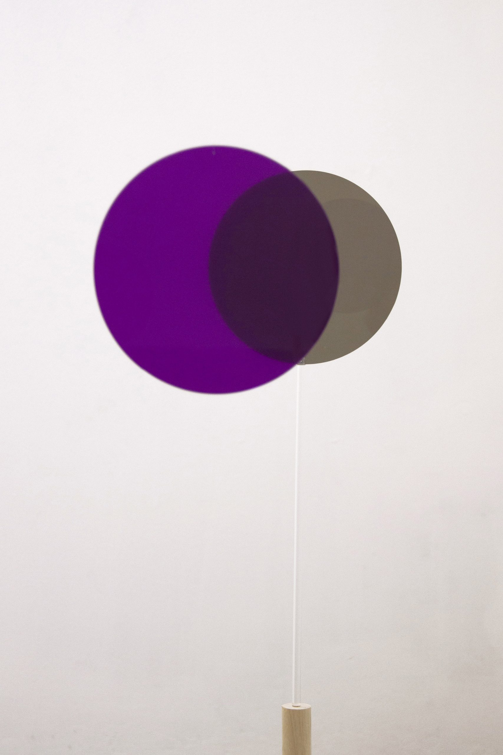 Giulia Fumagalli, detail “Lasciarsi eclissare grigio - viola”, 2019, plexiglass, adhesive films, nylon wire, wood, cement, 143 cm x variable dimensions