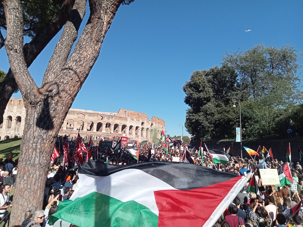 Quanto genocidio ci vuole per svegliarsi dall'indifferenza?