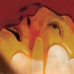 Yorgos Lanthimos approda nelle sale con l’eleganza disturbante di Bugonia