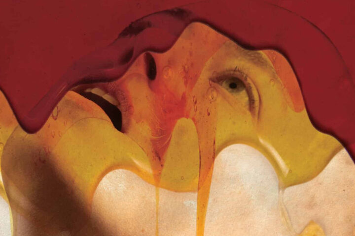 Yorgos Lanthimos approda nelle sale con l’eleganza disturbante di Bugonia