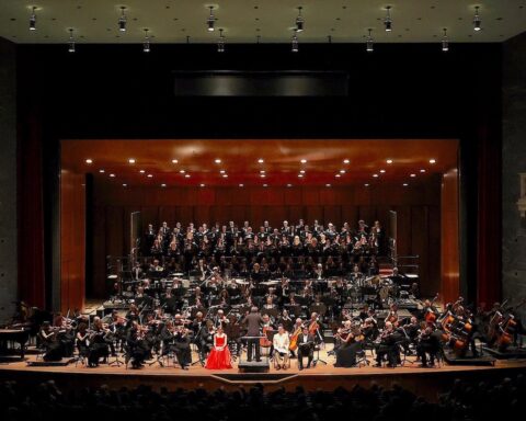 Carmina Burana, l’emozione travolge la platea del Teatro Carlo Felice di Genova